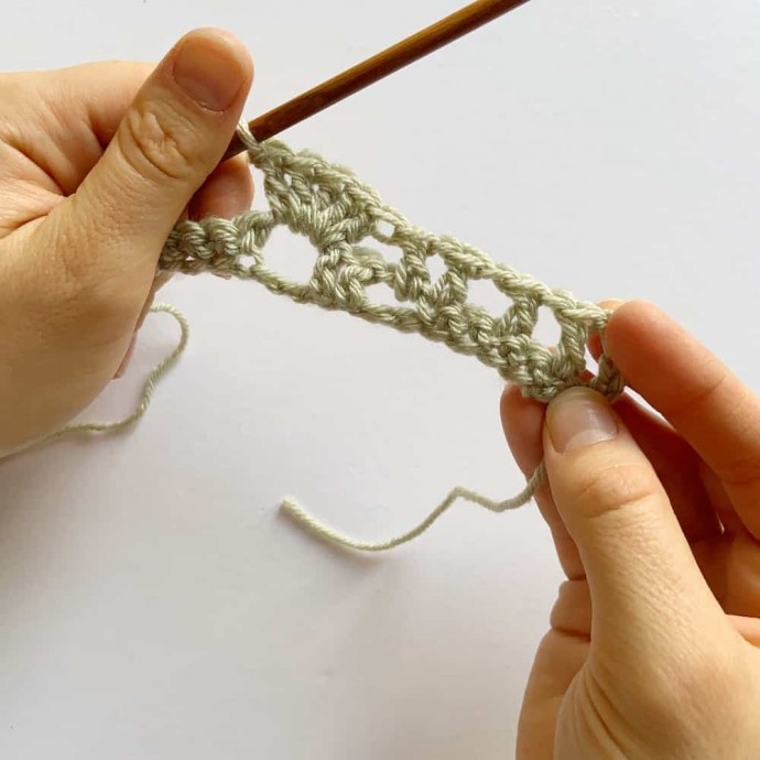 Easy Lacy Wave Crochet Stitch Photo Tutorial