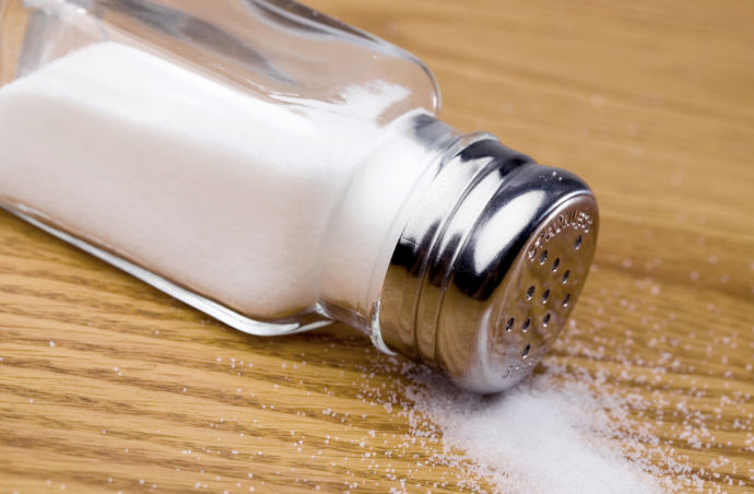 7 Surprising Uses  for Salt in the Kitchen