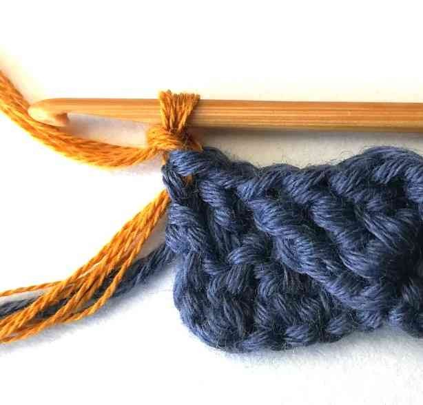 The Tipped Scales Crochet Stitch Photo Tutorial