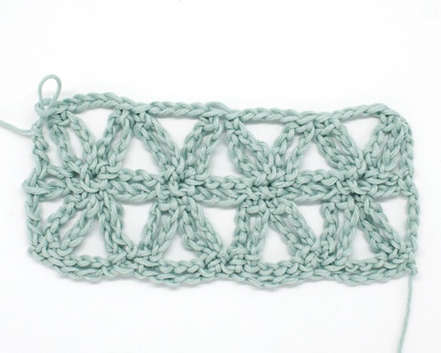 How to Crochet the Lacy Star Stitch Photo Tutorial