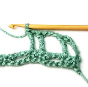 Striped Treble Crochet Mesh Stitch Photo Tutorial
