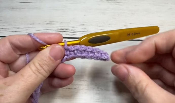 How to Crochet the River Stitch Photo Tutorial