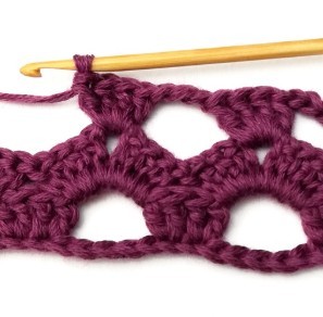 Large Lacy Zigzag Crochet Stitch Photo Tutorial