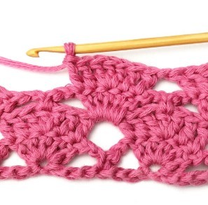 Large Uneven Clam Crochet Stitch Photo Tutorial