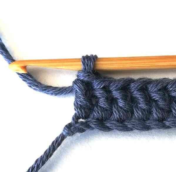 The Tipped Scales Crochet Stitch Photo Tutorial