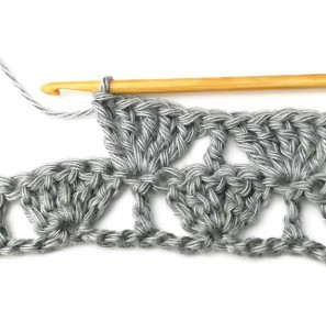 Large Uneven Fan Crochet Stitch Photo Tutorial