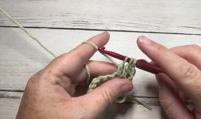 How to Crochet the Keepsake Stitch Photo Tutorial