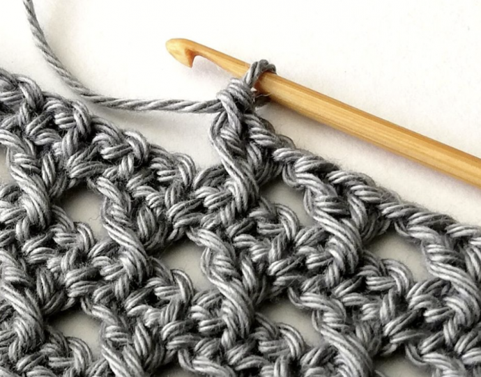 Crossed Mesh Double Crochet Stitch Tutorial