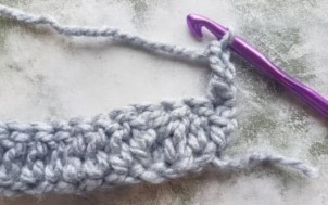 Crochet Monochromatic Polka Dot Pattern Photo Tutorial