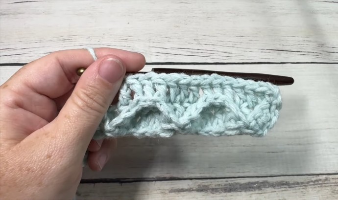 How to Crochet the Honeycomb Waffle Stitch Photo Tutorial