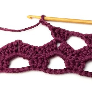 Large Lacy Zigzag Crochet Stitch Photo Tutorial