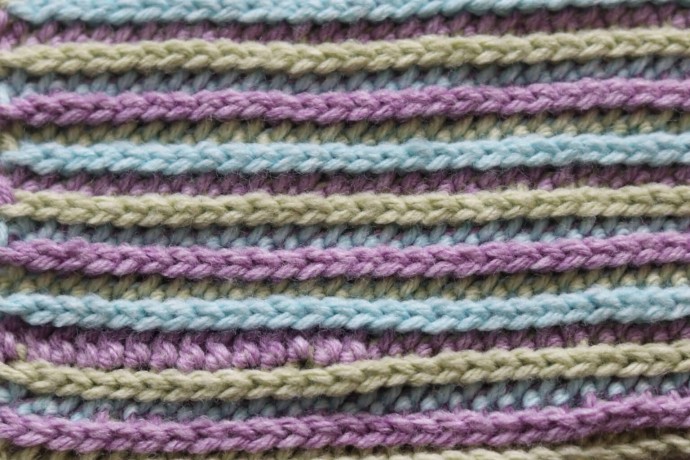How to Crochet the Three Colour Ribbing Photo Tutorial How to Crochet the Three Colour Ribbing Photo Tutorial