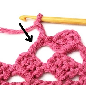 Lacy Checkered Diamond Crochet Stitch Photo Tutorial