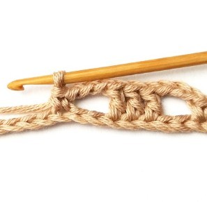 Lacy Stacked Bows Crochet Stitch Photo Tutorial