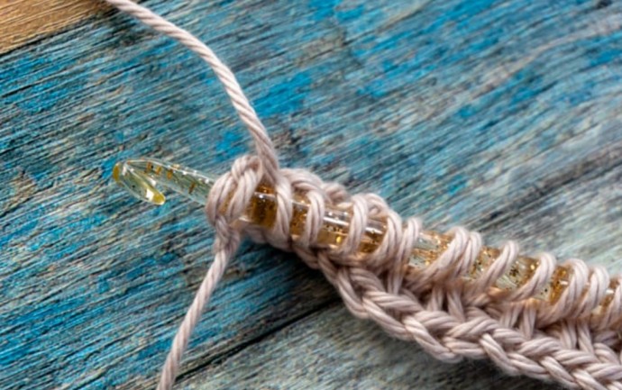 How to Crochet the Tunisian Yarn Over Lace Stitch Photo Tutorial