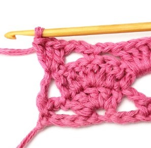 Large Uneven Clam Crochet Stitch Photo Tutorial