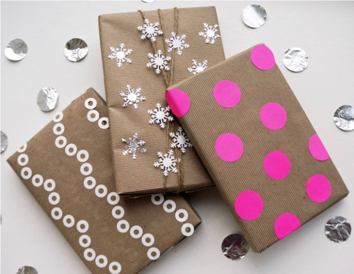 8 Genius Gift Wrapping Hacks That Will Simplify Your Holidays