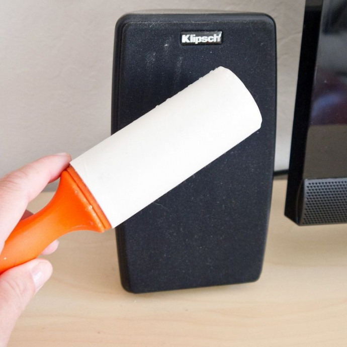 9 Cleaning Tips & Hints: Using Lint Rollers