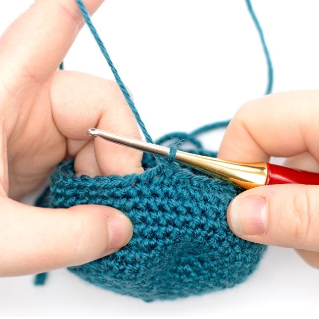 How to Do an Invisible Decrease Photo Tutorial