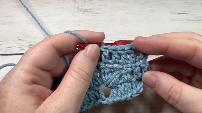 How to Crochet the Climbing Puffs Stitch Photo Tutorial