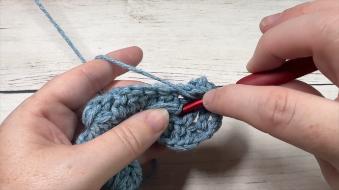 How to Crochet the Climbing Puffs Stitch Photo Tutorial