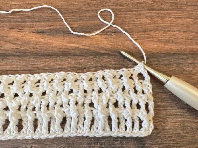 How to Crochet the Back Post Treble (BPtr) Photo Tutorial How to Crochet the Back Post Treble (BPtr) Photo Tutorial