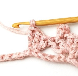 Lacy Cupcake Crochet Stitch Photo Tutorial