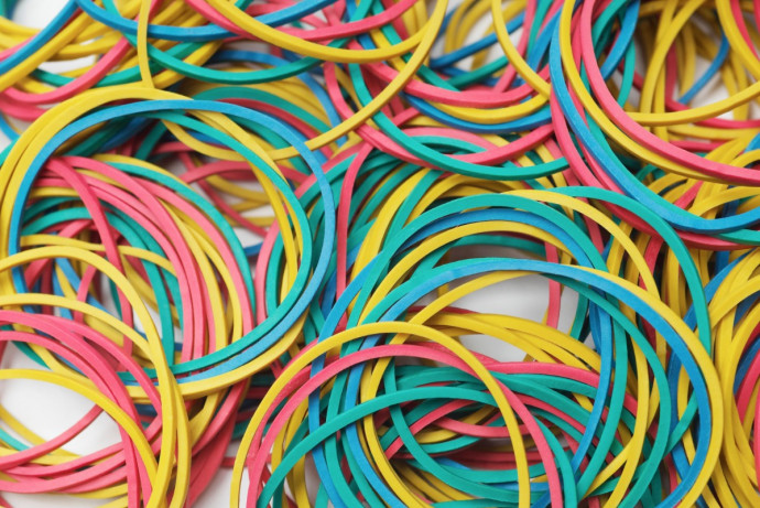 10 Smart Uses For An Ordinary Rubber Band 10 Smart Uses For An Ordinary Rubber Band