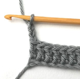 Bars and Zigzag Crochet Stitch Photo Tutorial