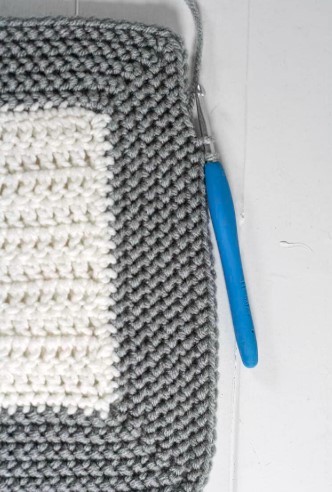 Herringbone Crochet Border Photo Tutorial