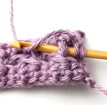 The Crossed Ripple Crochet Stitch Photo Tutorial
