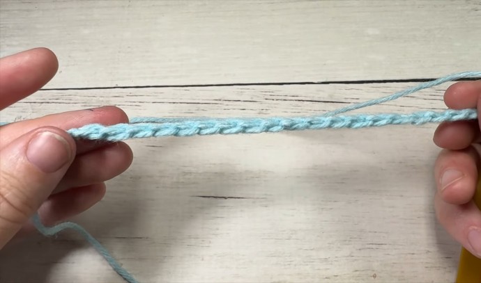 How to Crochet the Three Colour Ribbing Photo Tutorial