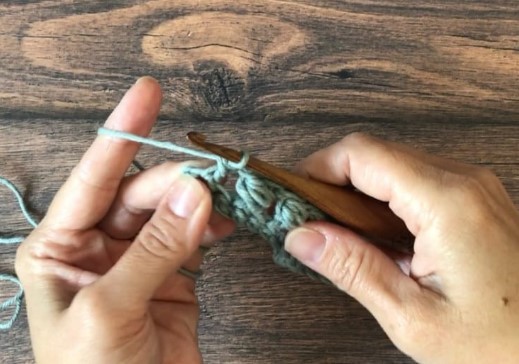 How to Crochet the Bead Stitch Photo Tutorial