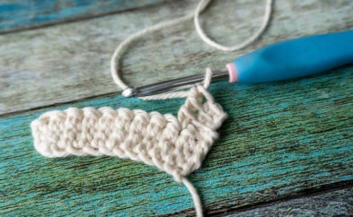 Linked Treble Crochet Stitch Photo Tutorial