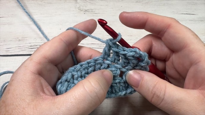 How to Crochet the Climbing Puffs Stitch Photo Tutorial