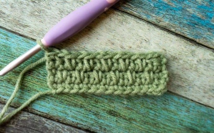 How to Crochet the Double Moss Stitch Photo Tutorial