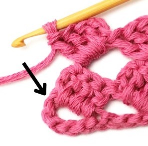Lacy Checkered Diamond Crochet Stitch Photo Tutorial