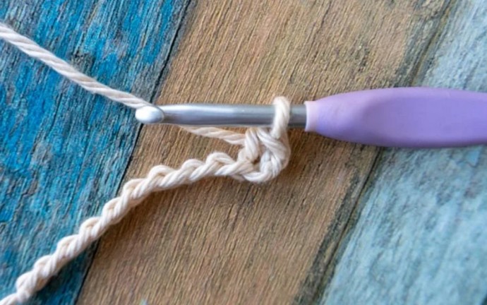 Herringbone Single Crochet Stitch Photo Tutorial