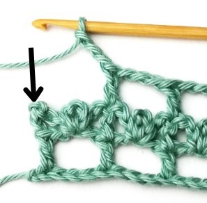 Lacy Aligned Picot Crochet Stitch Photo Tutorial