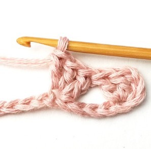 Lacy Cupcake Crochet Stitch Photo Tutorial