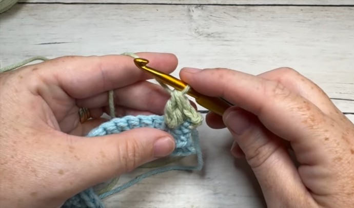 How to Crochet the Cluster and Ridge Stitch Photo Tutorial