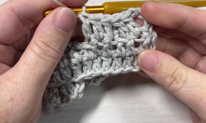 How to Crochet the Ruffle Stitch Photo Tutorial