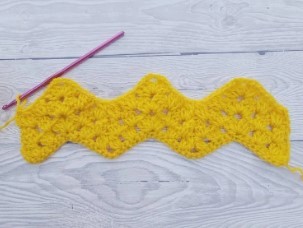 Crochet Chevron Swirls Stitch Photo Tutorial