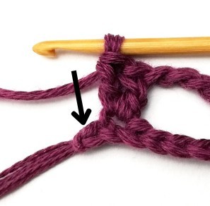 Large Lacy Zigzag Crochet Stitch Photo Tutorial