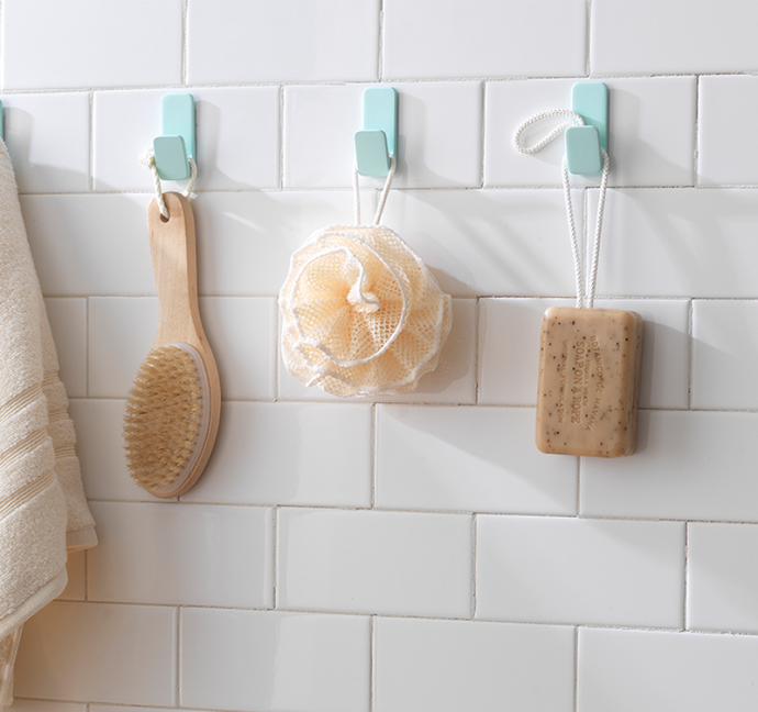 Bathroom Hacks: showers, bathtubs, and towels