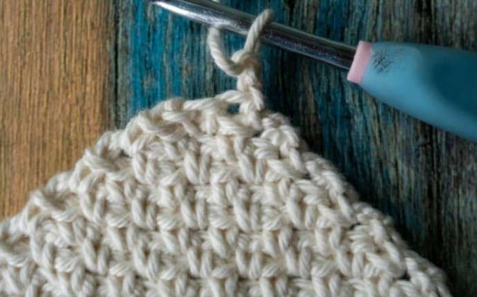 Corner to Corner Moss Stitch Photo Tutorial