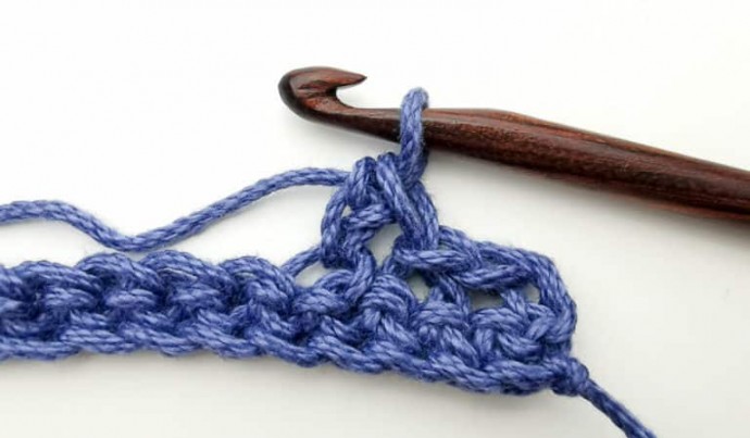 Crossed Stitches and Ripples Crochet Stitch Photo Tutorial