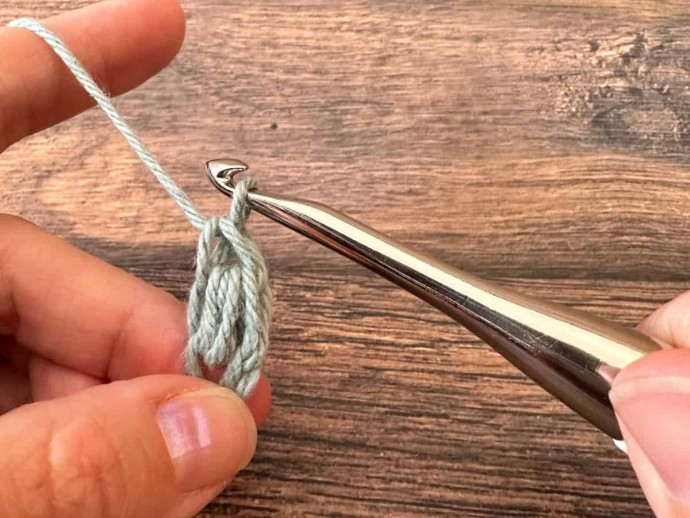 How to Crochet The Jasmine Stitch Photo Tutorial