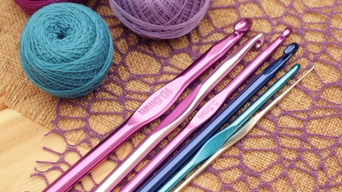 6 Tips to Organize Your Crochet Projects + Free Printables 6 Tips to Organize Your Crochet Projects + Free Printables