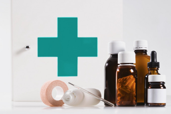 How to Organize Your Medicine Cabinet How to Organize Your Medicine Cabinet
